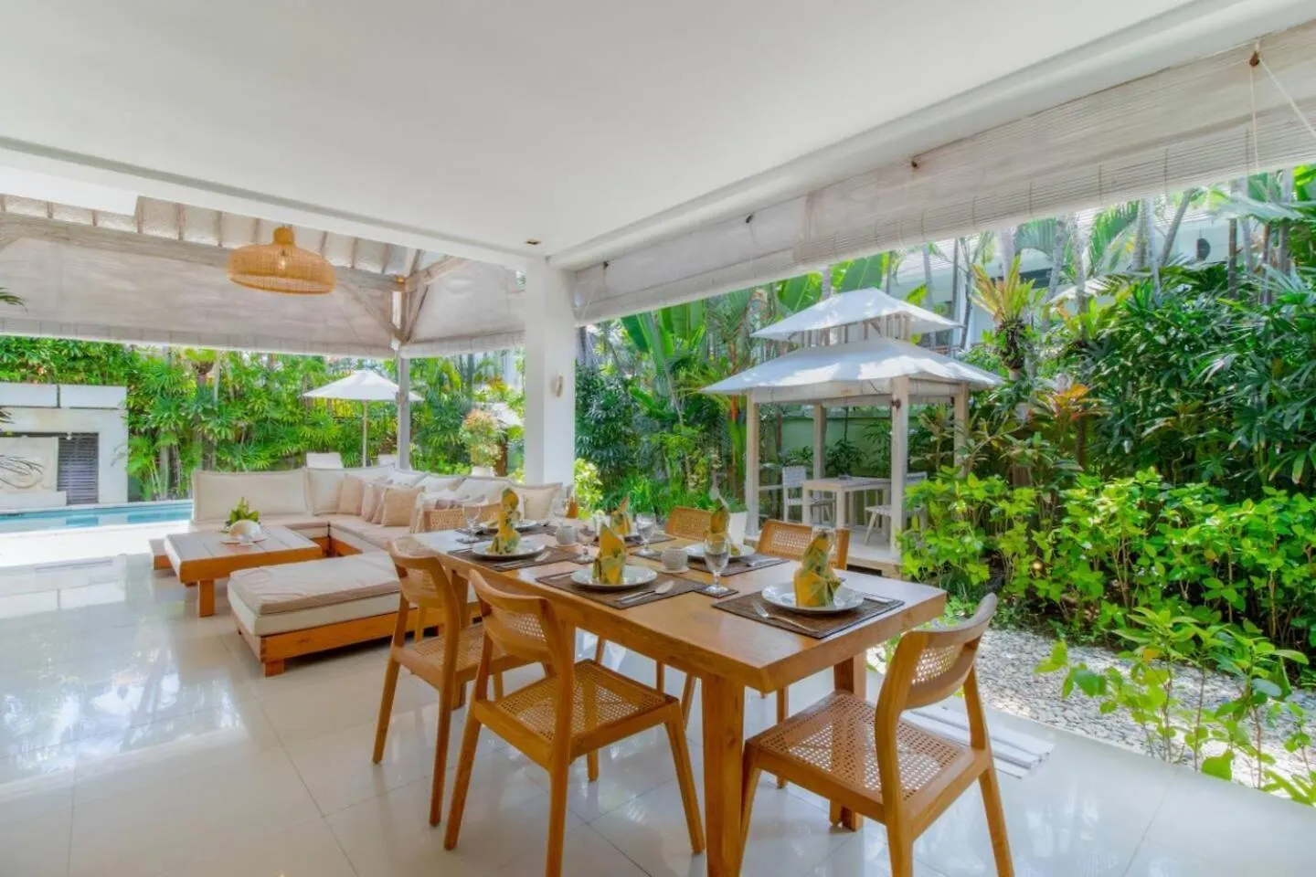 Villa Rama Sita - 100M From Eat Street, 3Br Seminyak